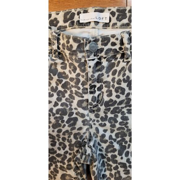 LOFT Women’s Modern Skinny Ankle Jeans Size 27 4 Gray Animal Print Stretch Denim - Picture 8 of 16